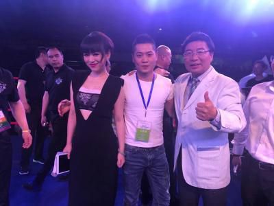 我朋友妈妈2017